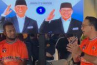 Anies Baswedan Dialog dengan Masyarakat Sepakbola