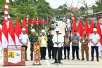 Presiden Resmikan Pelaksanaan Inpres Jalan Daerah di Kalimantan Timur