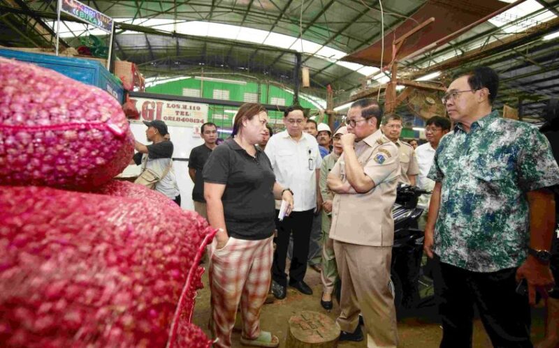 Gubernur DKI Jakarta Pramono Anung meninjau Pasar Induk Kramat Jati, Jakarta Timur. (Foto/Ist).