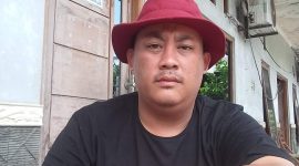 Ketua Forum Masyarakat Desa Kemiri, Teguh
