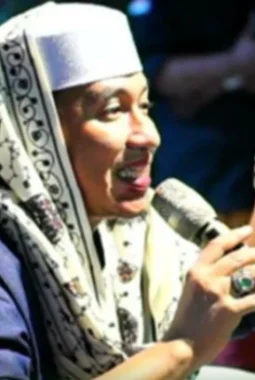 Habib Bahar Smith Desak Polisi Tangkap Pelaku Pengeroyokan Bambang dan Fatur